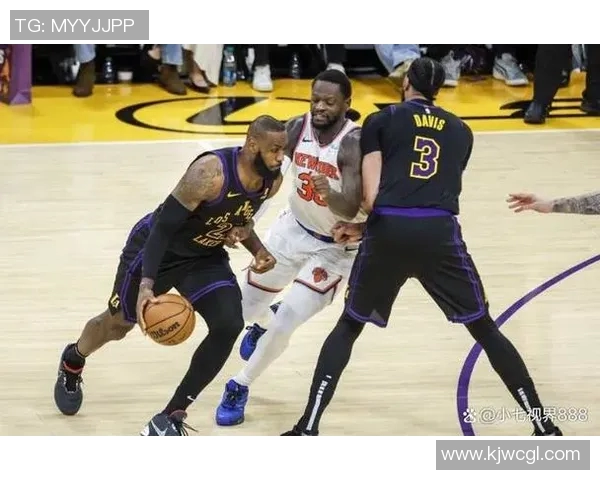 赛后分析:北京篮球队与上海篮球队的精彩对决与战术反思 赛后分析:北京篮球队与上海篮球队的精彩对决与战术反思